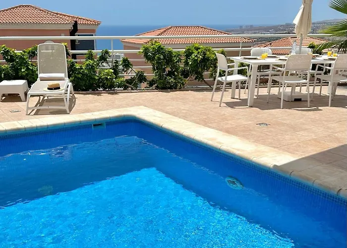 Villa Luxury Taoro Private Heated Pool Free Car Except Christmas