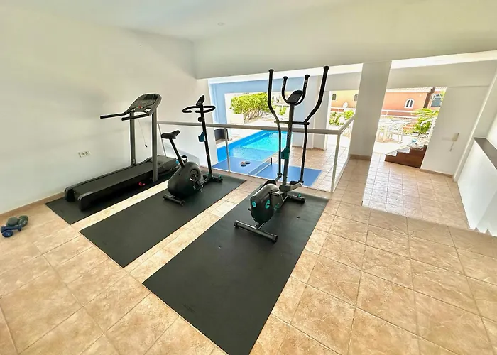 Villa Luxury Taoro Private Heated Pool Free Car Except Christmas *